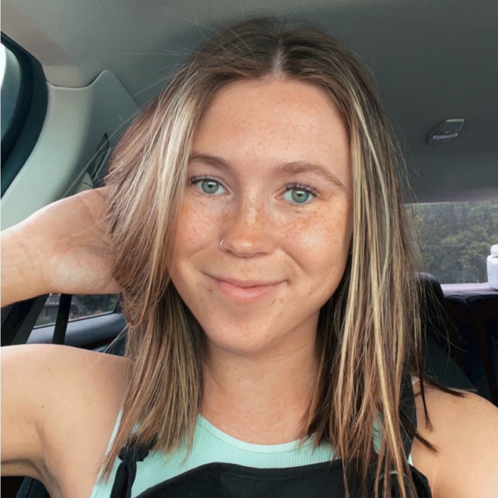 Meet your Posher, Alex